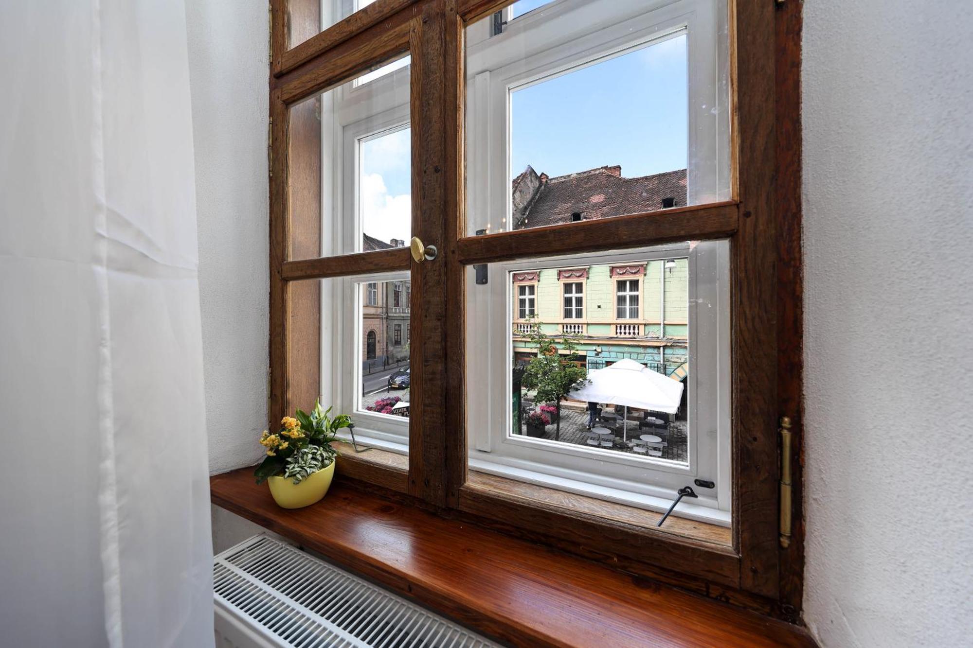Hirscher Apartments Braşov Kamer foto