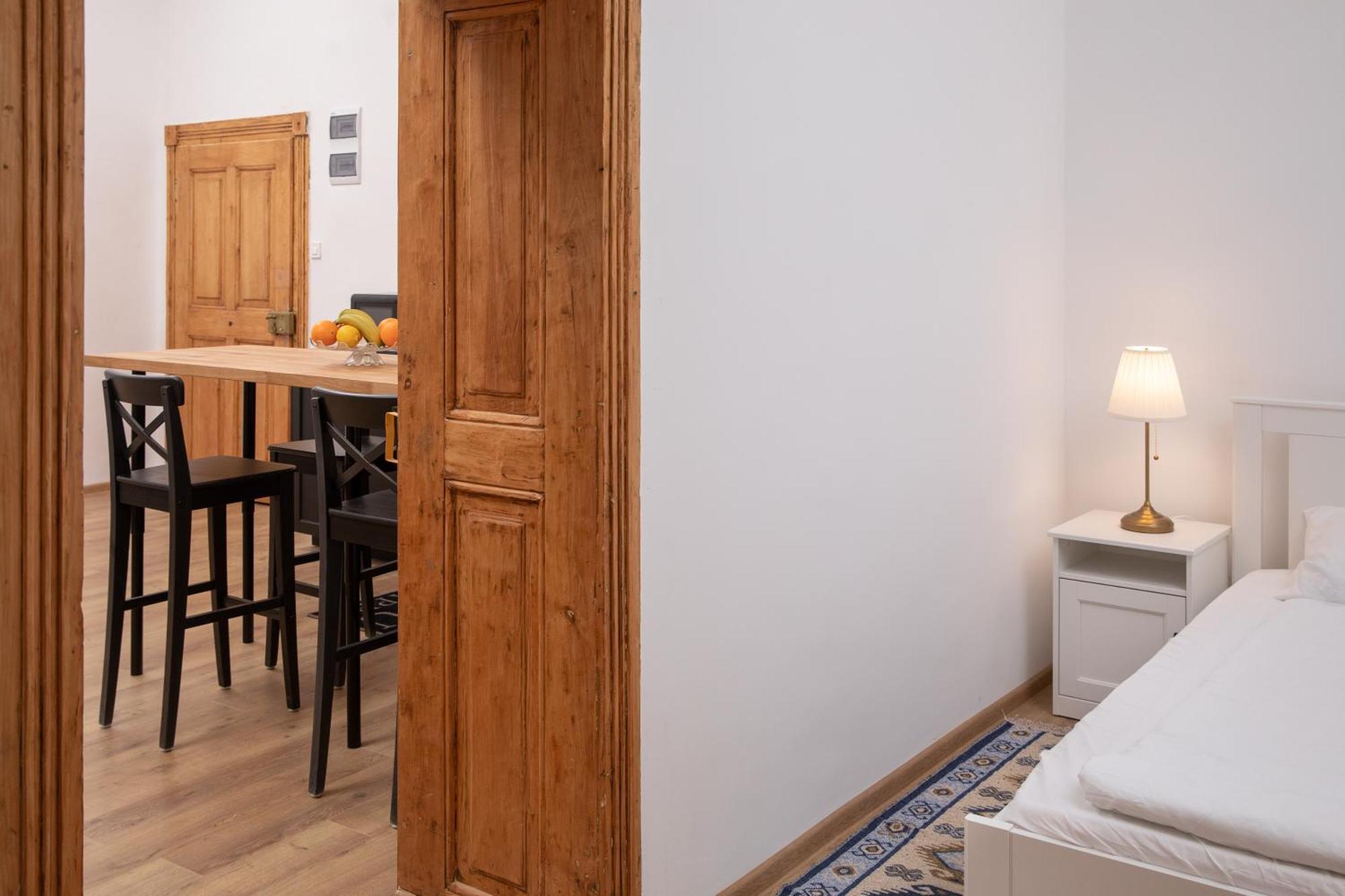 Hirscher Apartments Braşov Kamer foto